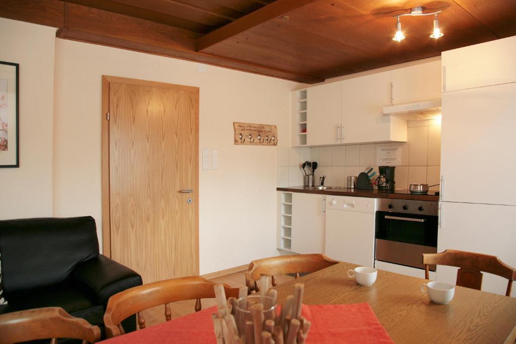 Edelweiss Am Apartment *